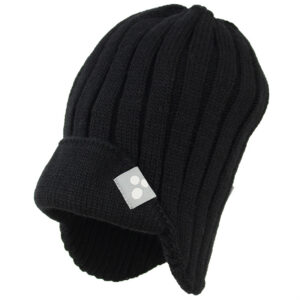 Kids hat YOUNG